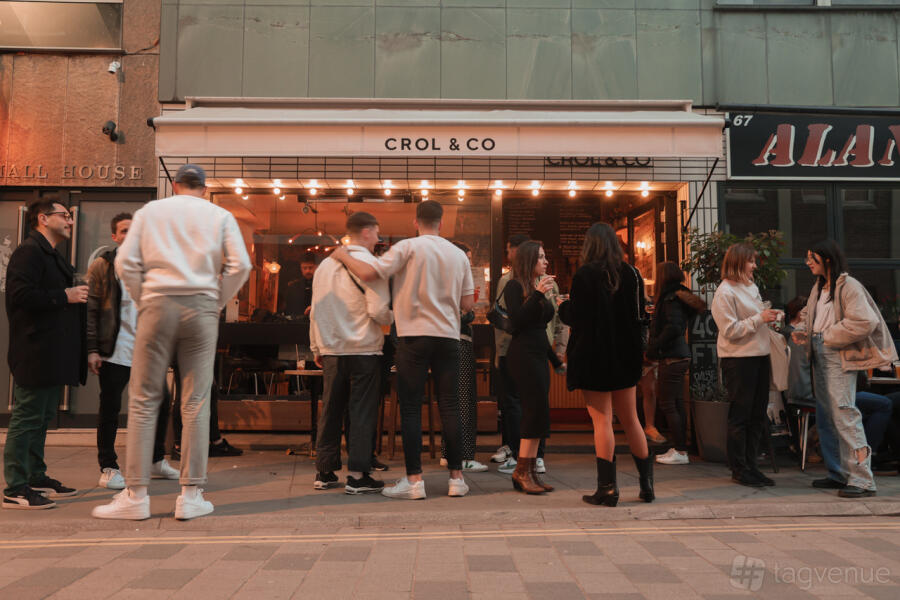 Bar at Crol and Co London Bridge in Newington, London